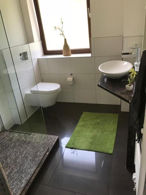 Ein Zuhause Mit Schonem Garten Apartment Bonn Exterior foto